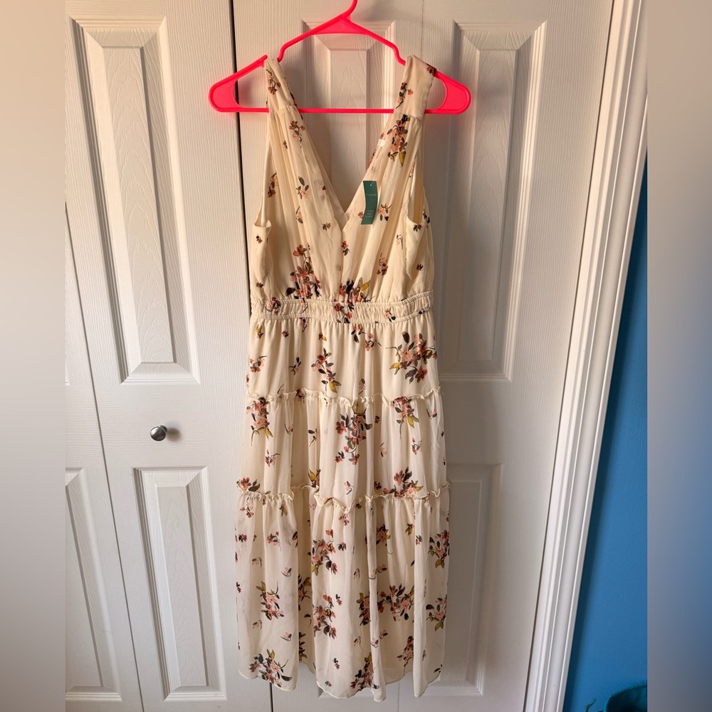 NWT Maurices Cream Floral V-Neck Tiered Maxi Dress